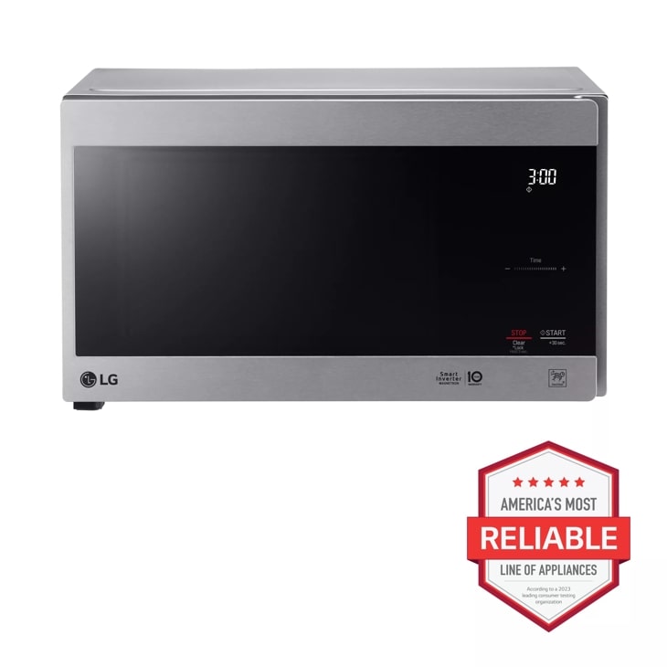 0.9 cu. ft. NeoChef™ Countertop Microwave with Smart Inverter and EasyClean®